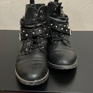 Combat Boots 7.5